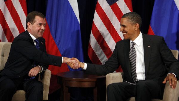 Дмитрий Медведев и Барак Обама на встрече в рамках саммита АТЭС в Гонолулу