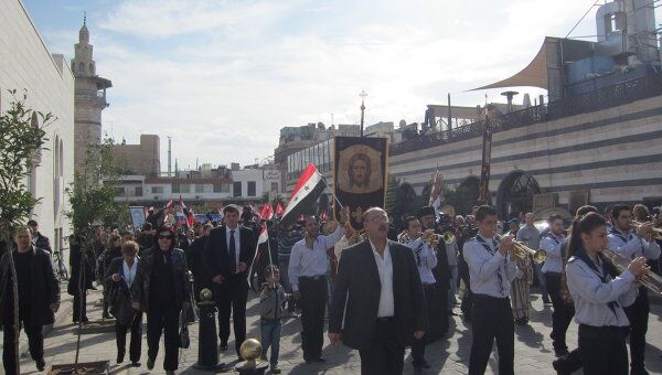 Торжественная процессия к Успенскому кафедральному собору Дамаска в честь визита патриарха Московского и всея Руси