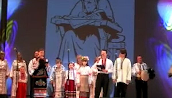 Поэты и барды отметили День украинской письменности и языка в Бресте