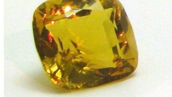 Желтый бриллиант, оцененный в $10-15 млн, продадут на Sotheby's