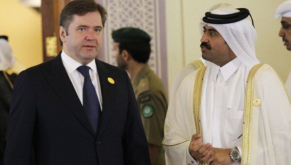 Министр энергетики РФ Сергей Шматко  и министр нефти и энергетики Катара Мухаммед бин Салех Аль-Сад в Дохе 