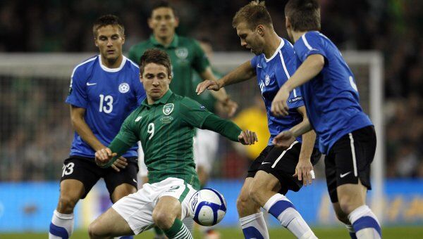 Игровой момент матча Ирландия - Эстония