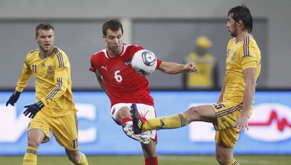 Игровой момент матча Украина - Австрия