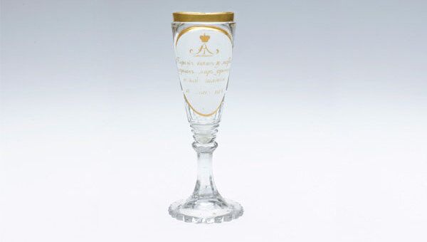 Мемориальный стеклянный бокал в честь взятия Парижа в 1814 году