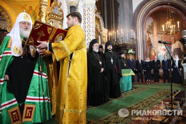 Церемония интронизации Патриарха Московского и всея Руси Кирилла