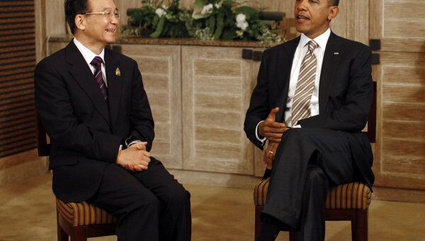 Президент США Барак Обама обсудил с премьером Госсовета КНР Вэнь Цзябао на саммите в Бали