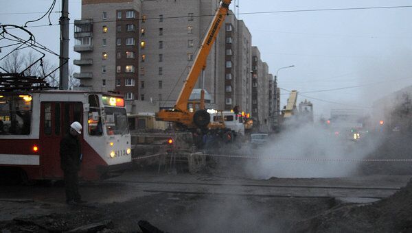 Теплотрасса в Петербурге прорвалась третий раз за неделю