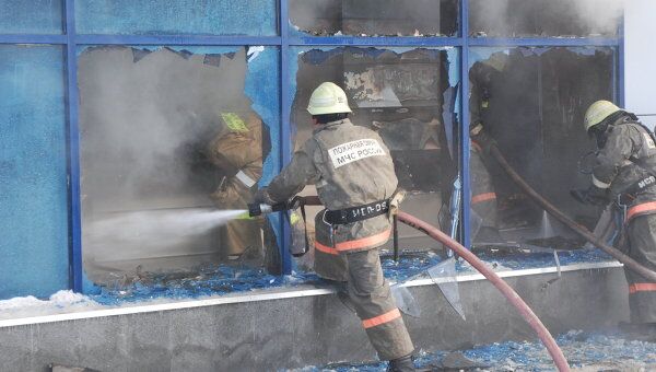 Пожар в здании торгового центра Олимп в Октябрьском районе города Уфы