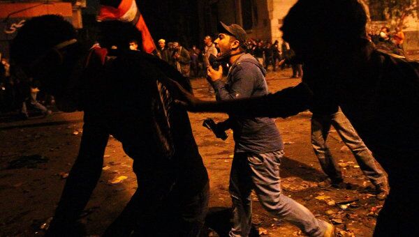В столкновениях в Египте пострадали 180 полицейских, сообщает МВД