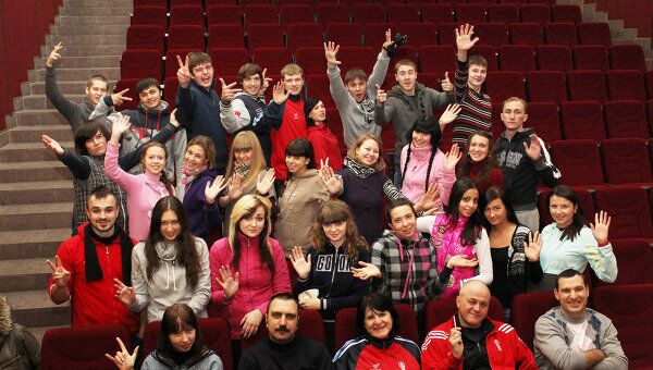 Омские студенты-физкультурники поехали с концертами на север страны