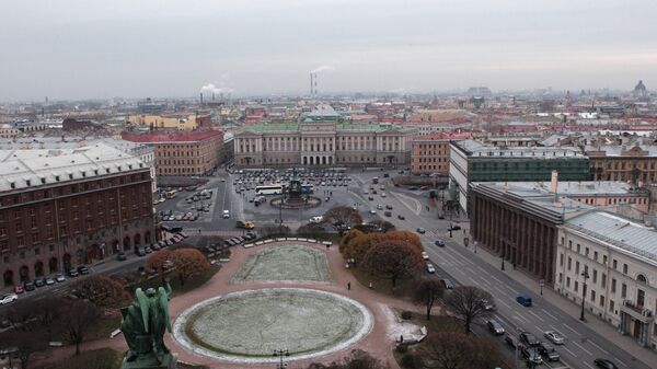Вид на Мариинский дворец и Исаакиевскую площадь