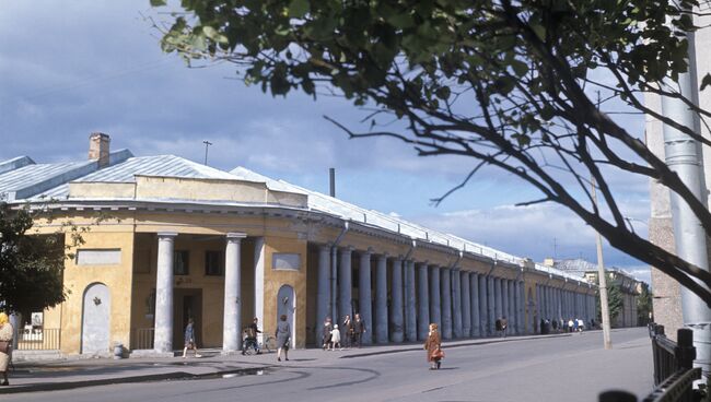 Гостиный двор в Кронштадте. Архив