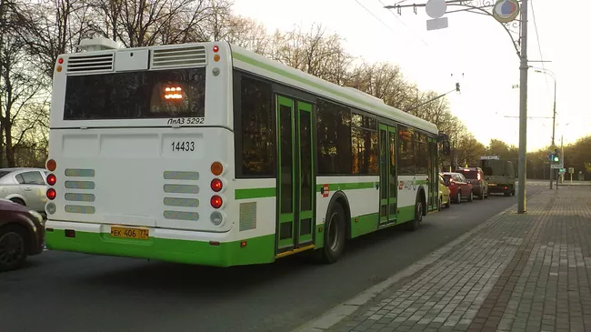 Автобус на новом экспресс-маршруте