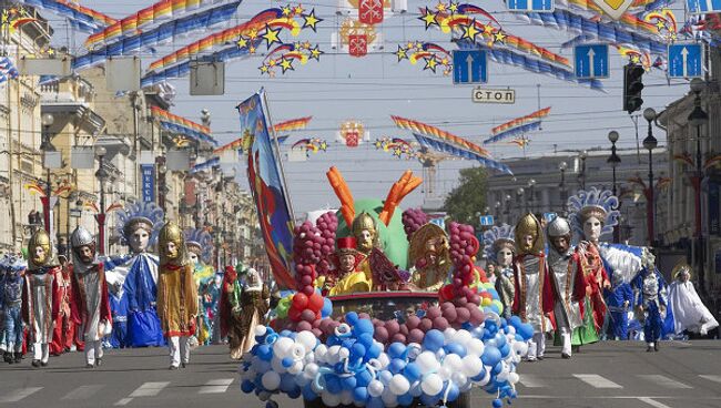 VIII Международный Карнавал в Санкт-Петербурге. Архив