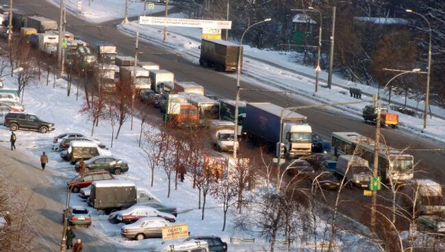 Автомобильное движение. Архив