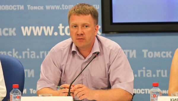 Председатель комитета по молодежной политике Евгений Дорошенко