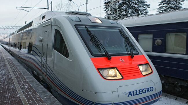 Поезд Аллегро Санкт-Петербург - Хельсинки. Архивное фото