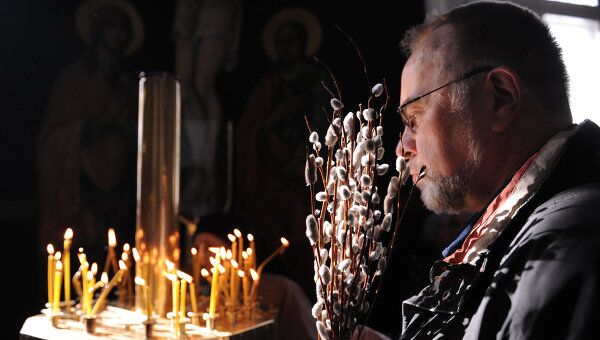 Вербное воскресенье отмечают православные в Санкт-Петербурге