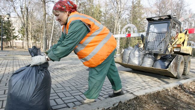 Субботники в городах России