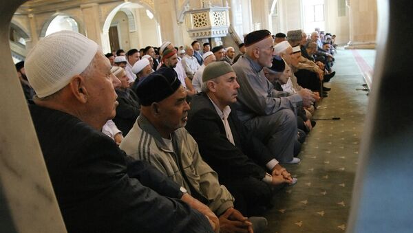 Празднование мусульманского праздника Ураза-Байрам в Чечне