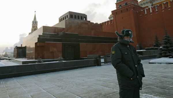 Мавзолей на Красной площади в Москве. Архив