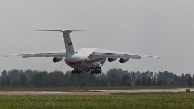 ИЛ-76 МЧС РФ. Архивное фото