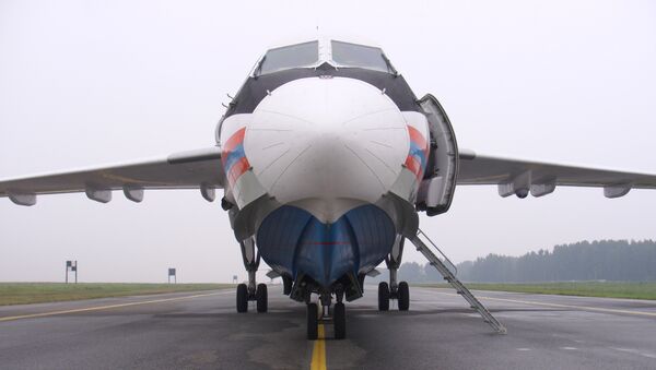 Самолет Бе-200 в томском аэропорту. Архивное фото