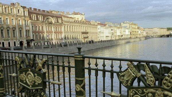 Театральный мост через канал Грибоедова. Архив