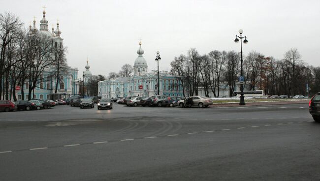 Вид на Смольный собор. Архив