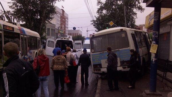 ДТП на проспекте Фрунзе в Томске с участием маршрутного автобуса, событийное фото