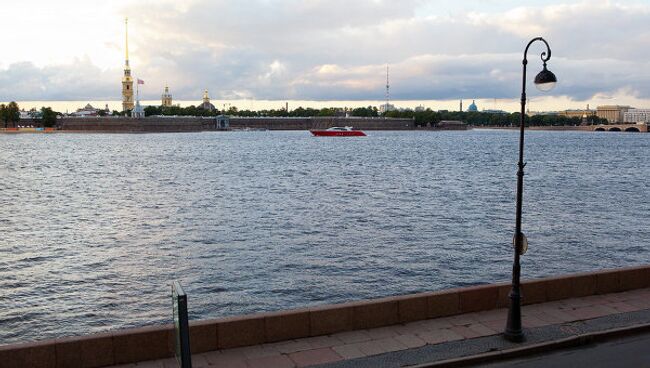 В центре Петербурга. Архив