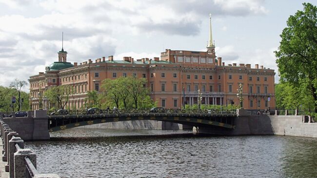 Михайловский (Инженерный) замок в Санкт-Петербурге. Архивное фото