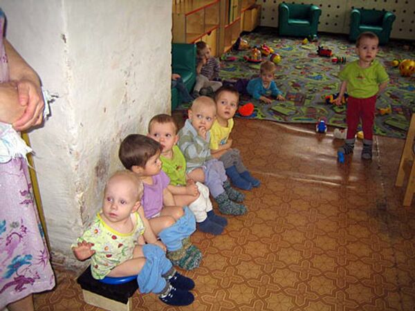 Фото из архивов благотворительной организации ‘Детские домики’