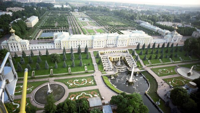 Дворцово-парковый ансамбль Петергоф