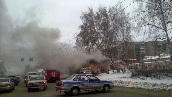 Шашлычная горит на пересечении проспектов Комсомольский и Фрунзе