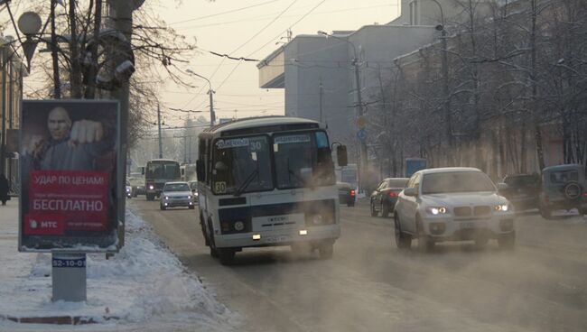 Зимние улицы в Томске - транспорт