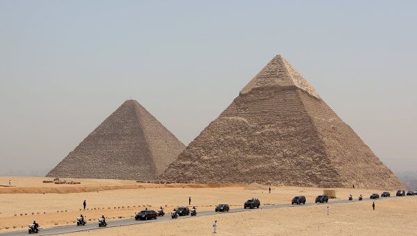Пирамиды. Архив