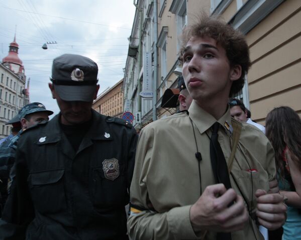 Задержание участников оппозиционной акции в Санкт-Петербурге