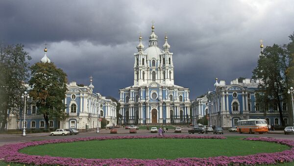 Смольный собор в  Санкт-Петербурге
