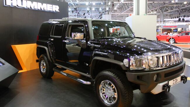 Автомобиль Hummer. Архив