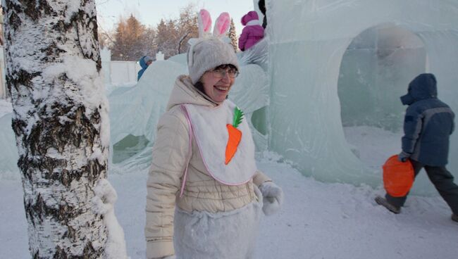 Ледовый городок на площади Новособорной в Томске