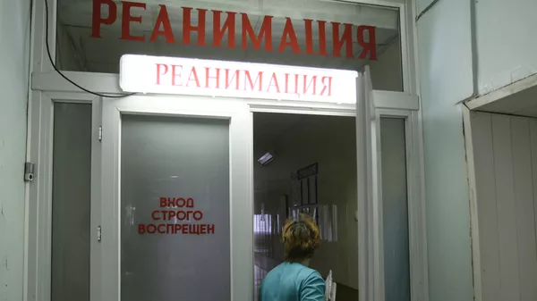 Вход в реанимационное отделение детской больницы. Архивное фото