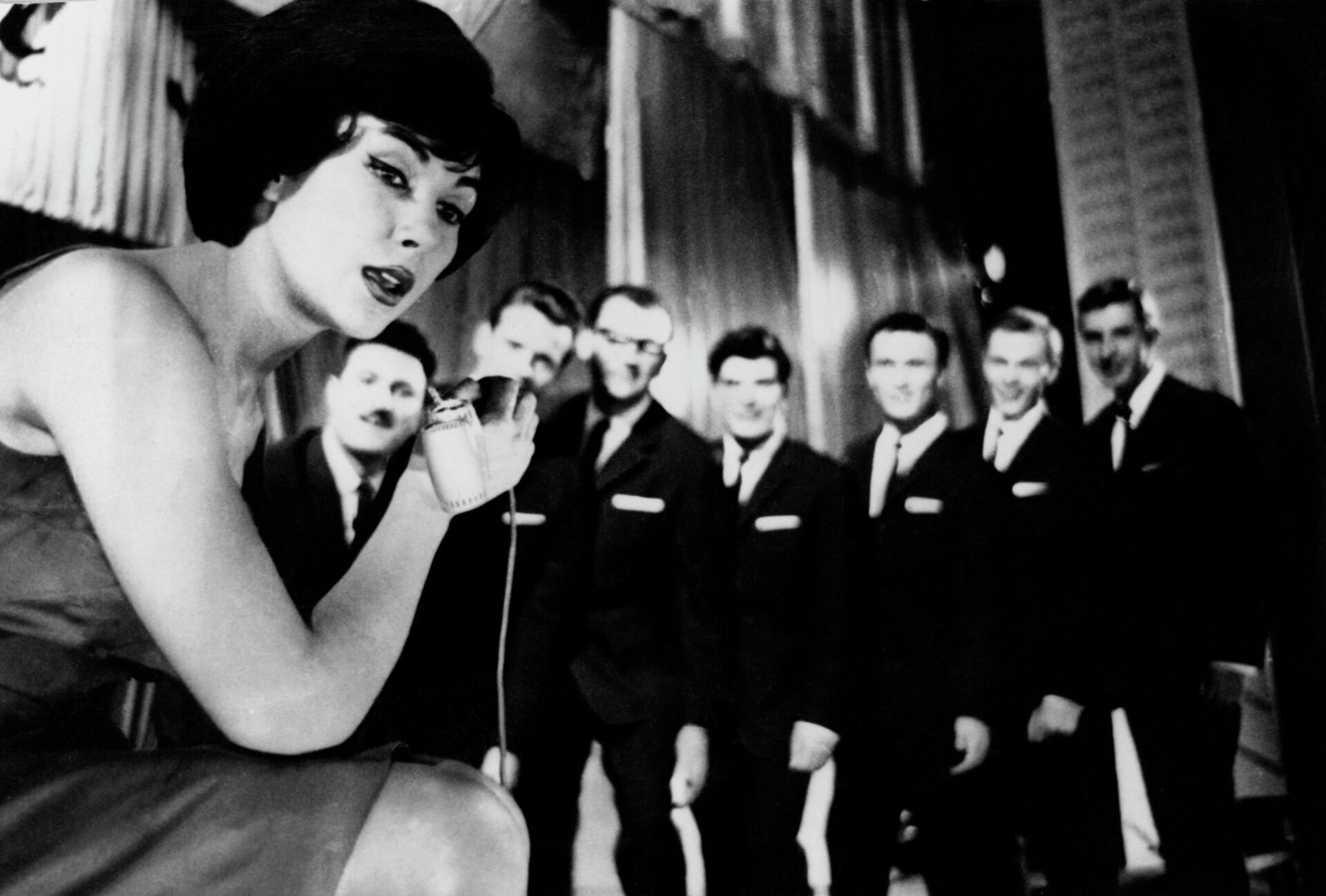 Солистка ленинградского ансамбля Дружба Эдита Пьеха - РИА Новости, 1920, 30.08.2025