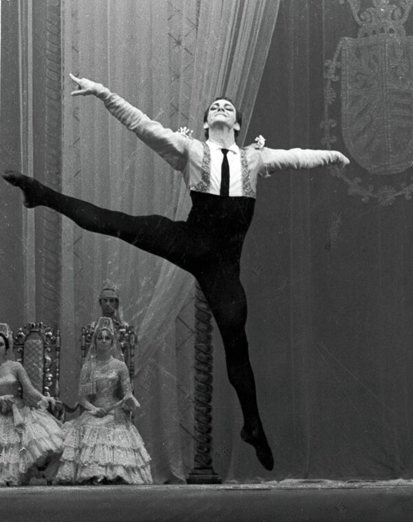 Солист балета Марис Лиепа «Дон Кихот»