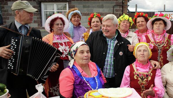Губернатор Томской области Сергей Жвачкин на празднике топора