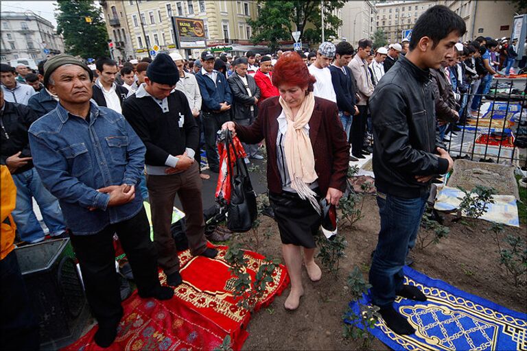 Мусульманский праздник Ураза-байрам в Петербурге