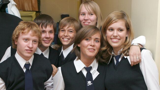 Презентация моделей школьной формы