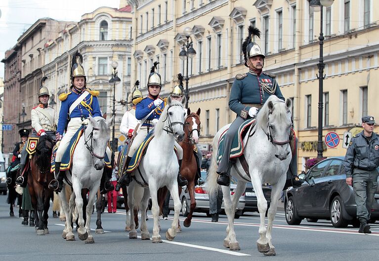 Реконструкция событий 1812 года на Дворцовой площади