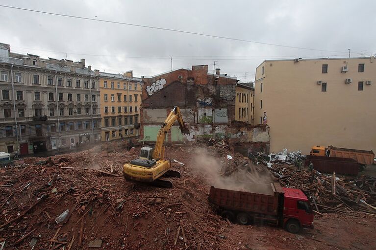 Снос Дома Рогова в центре Петербурга