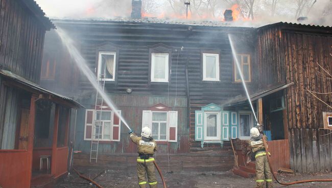 Пожар в Томске в деревянном доме по улице Ново-Киевской